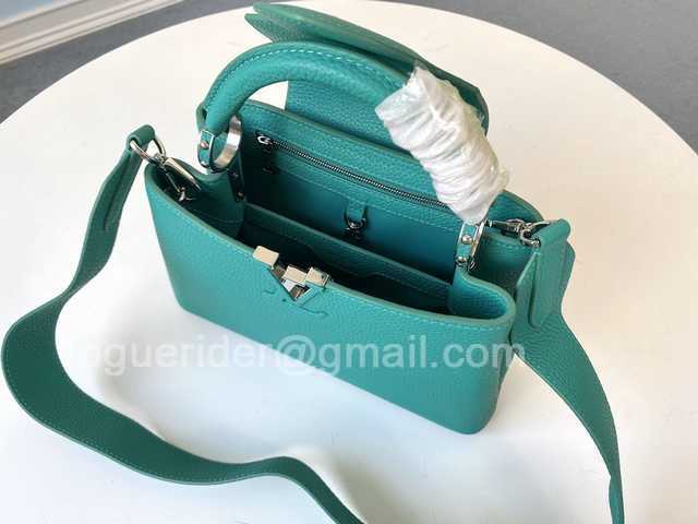 M56071 Capucines BB 27 M56071 Capucines BB 27
