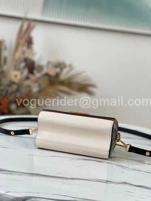 M58546 Twist PM Wild at Heart 18