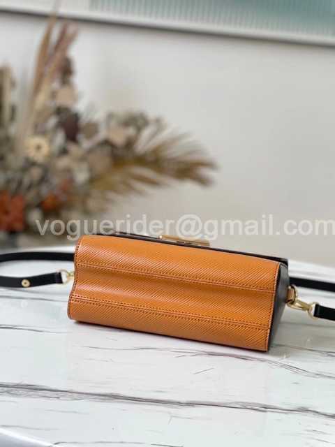 M58689 Twist MM Wild at Heart 23