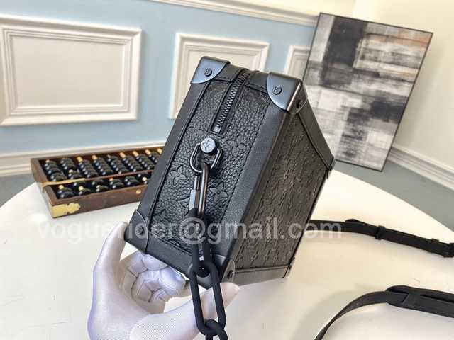 M55700 Soft Trunk 25