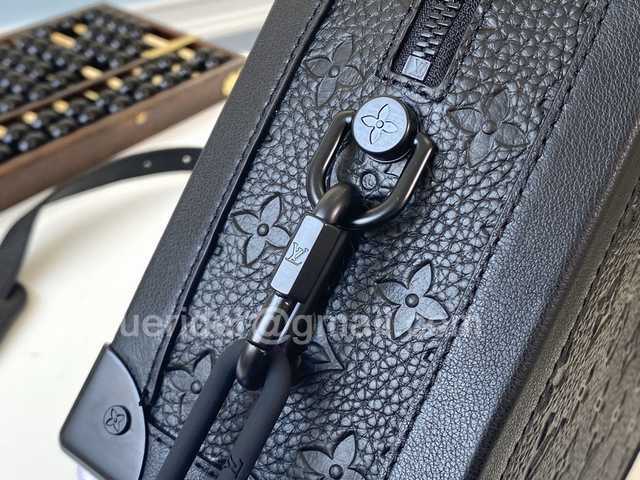 M55700 Soft Trunk 25