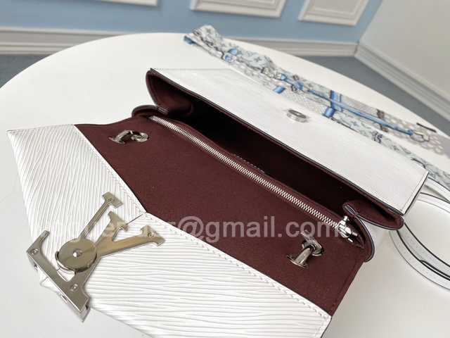 M55978 Pochette Grenelle 23 epi M55978 Pochette Grenelle 23 epi