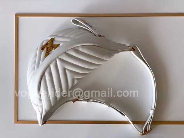 M53750 New Wave 22 M53750 New Wave 22