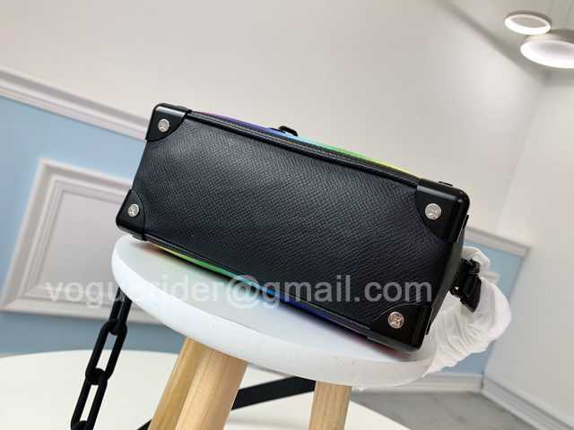 M44480 Mini Soft Trunk 18 M44480 Mini Soft Trunk 18