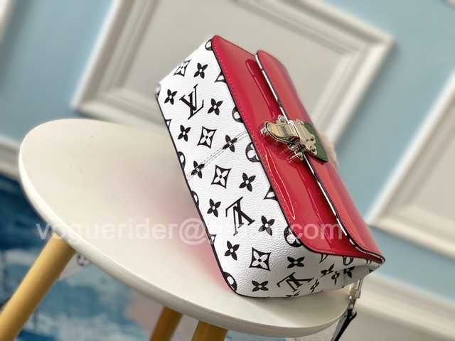 M51953 Cherrywood BB 21 M51953 Cherrywood BB 21