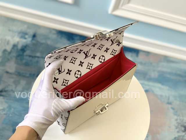 M51953 Cherrywood BB 21 M51953 Cherrywood BB 21