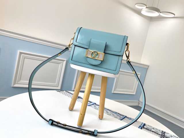 M55837 Mini Dauphine 20