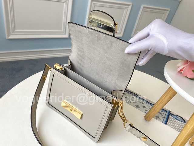 M55835 Mini Dauphine 20 M55835 Mini Dauphine 20