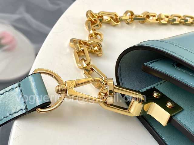 M55837 Dauphine MM 25 M55837 Dauphine MM 25