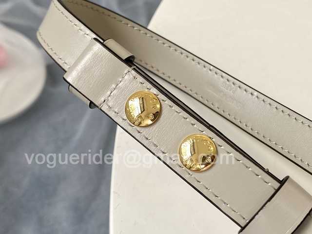 M55835 Dauphine MM 25