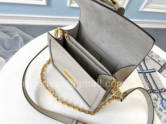 M55835 Dauphine MM 25