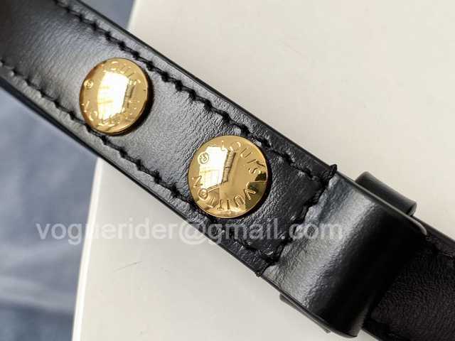 M55821 Dauphine MM 25