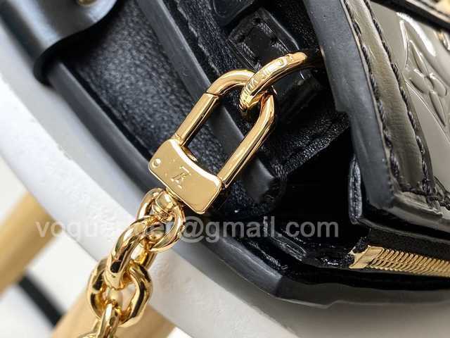 M90500 Trunk Clutch 20 M90500 Trunk Clutch 20