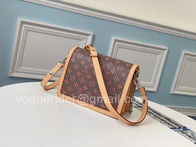 M55452 Dauphine 25