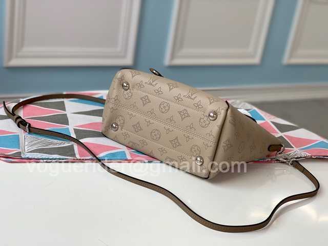 M53914 Hina BB 23 M53914 Hina BB 23