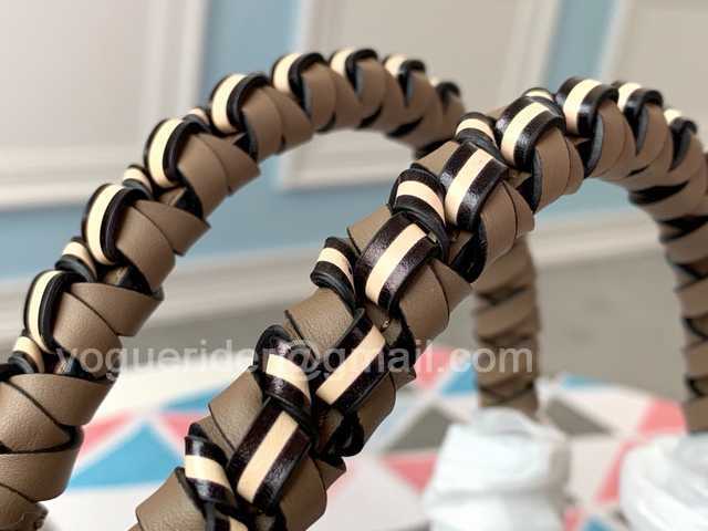 M53914 Hina BB 23 M53914 Hina BB 23