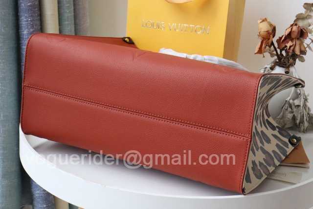 M45498 OnTheGo 35 Wild At Heart M45498 OnTheGo 35 Wild At Heart