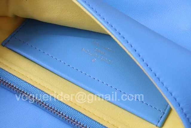 M80745 Pochette Coussin 20