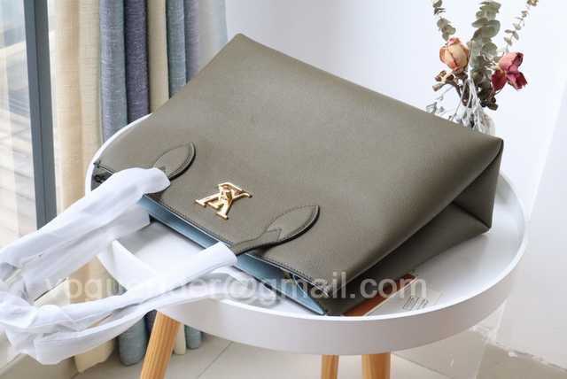 M57508 Lockme Shopper 38 M57508 Lockme Shopper 38