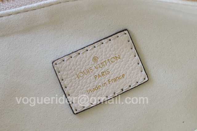 M45697 Marshmallow Hobo 24