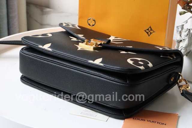 M45596 Pochette Metis 25