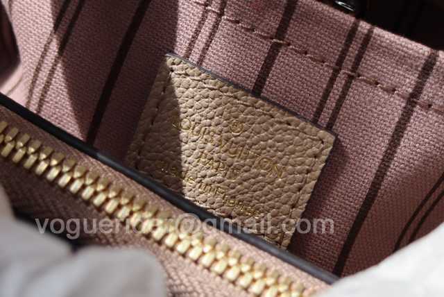 M45489 Montaigne BB 29