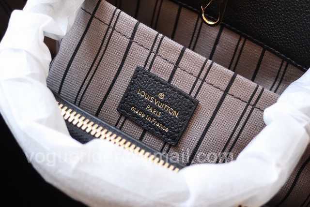 M45489 Montaigne MM 33 M45489 Montaigne MM 33