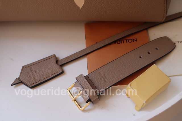 M45489 Montaigne MM 33