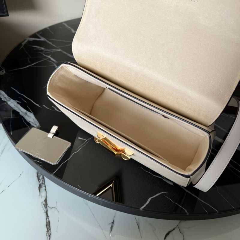 M59402 Twist MM 23 M59402 Twist MM 23