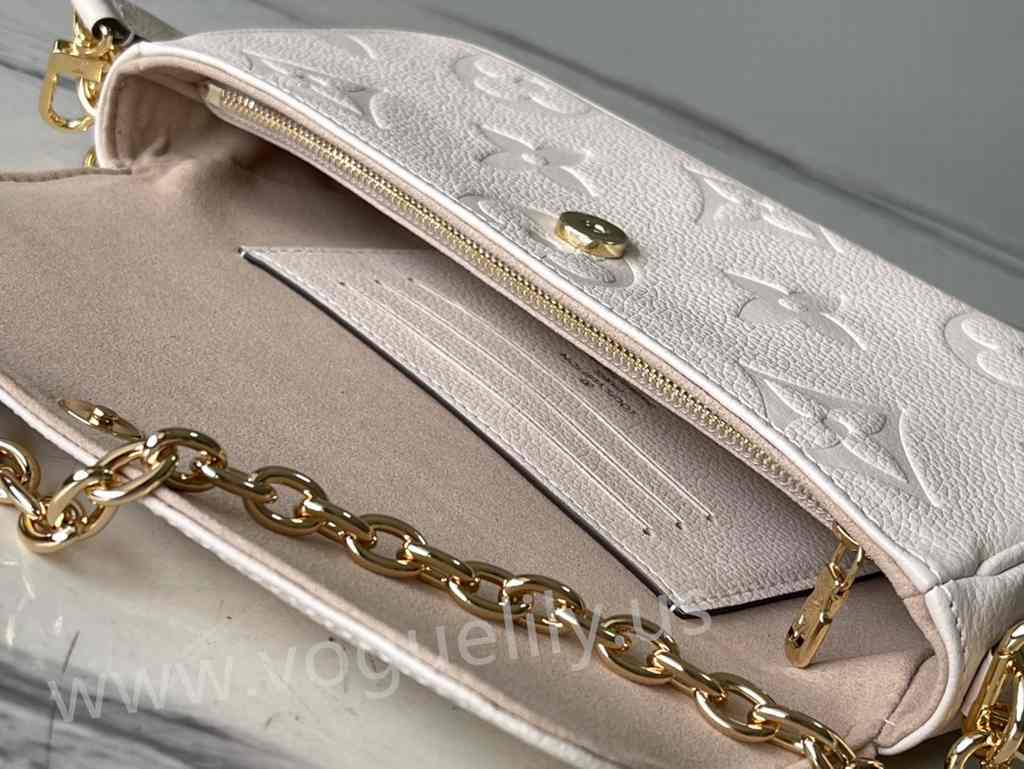 M82210 Wallet on Chain Ivy 23