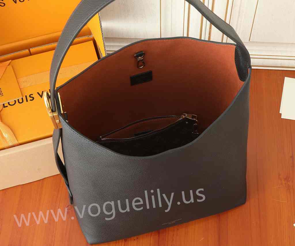 M24856 Low Key Hobo 35