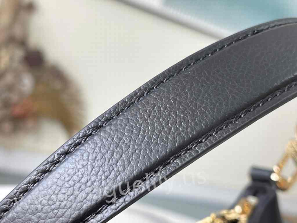 M46002 Bagatelle 22 M46002 Bagatelle 22