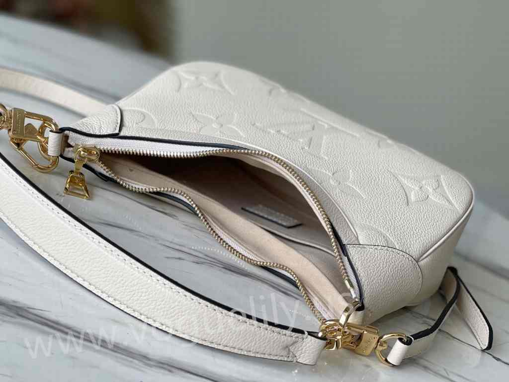 M46099 Bagatelle 22 M46099 Bagatelle 22
