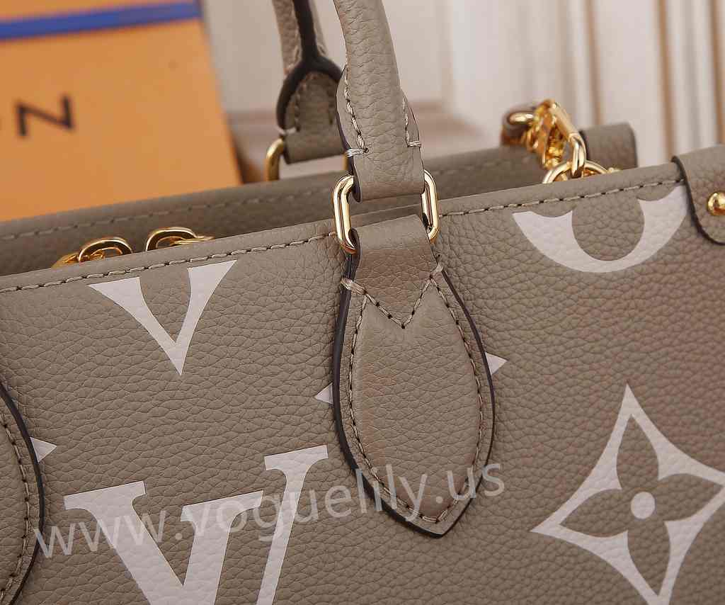 M23641 OnTheGo East West 25