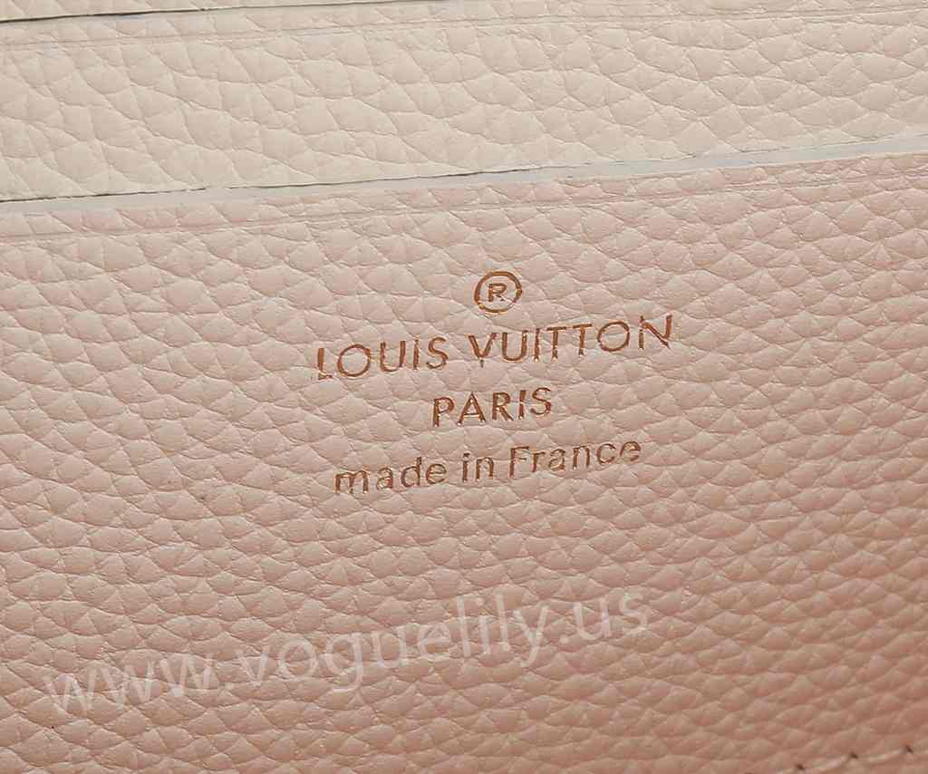 M83026 Wallet on Chain Ivy 23 M83026 Wallet on Chain Ivy 23