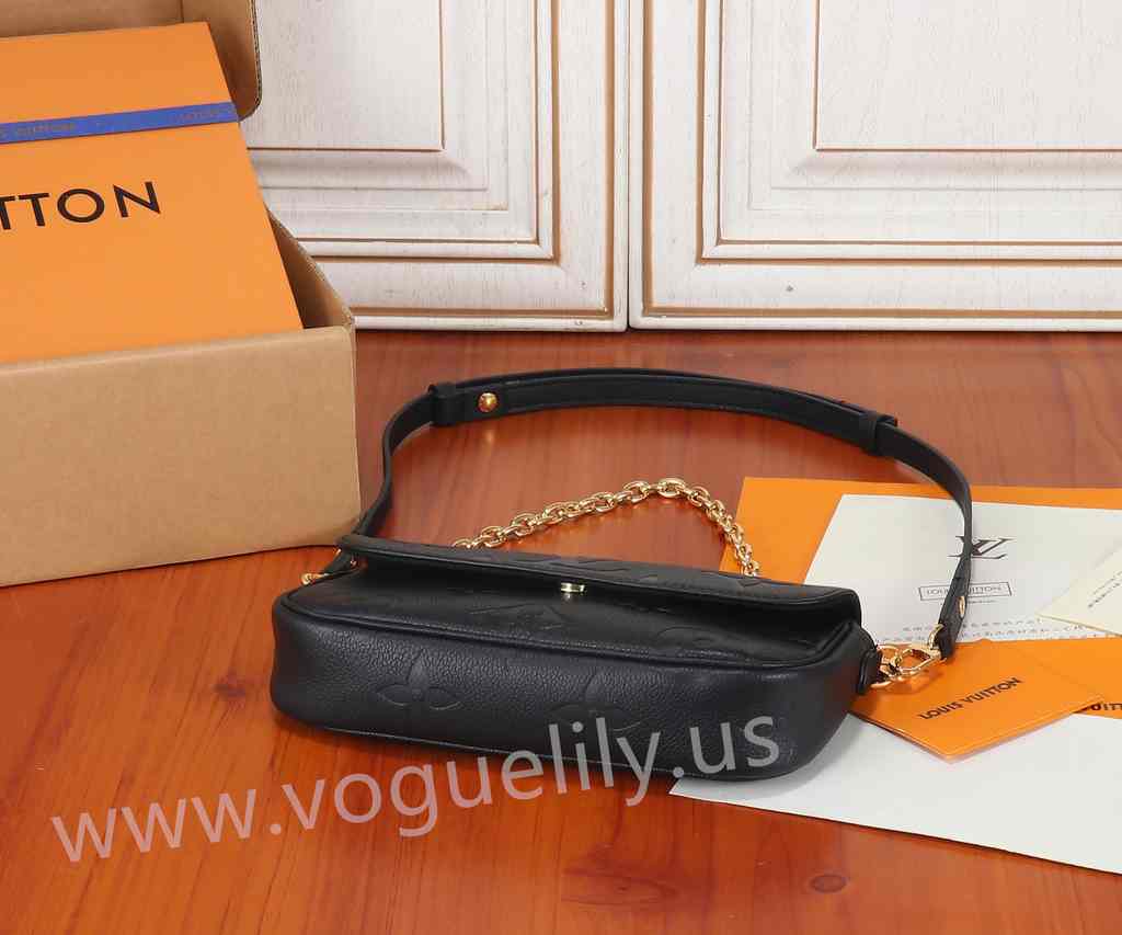 M82154 Wallet on Chain Ivy 23 M82154 Wallet on Chain Ivy 23