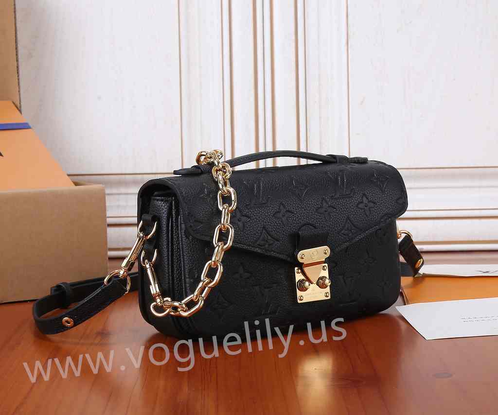 M46595 Pochette Métis East West 21