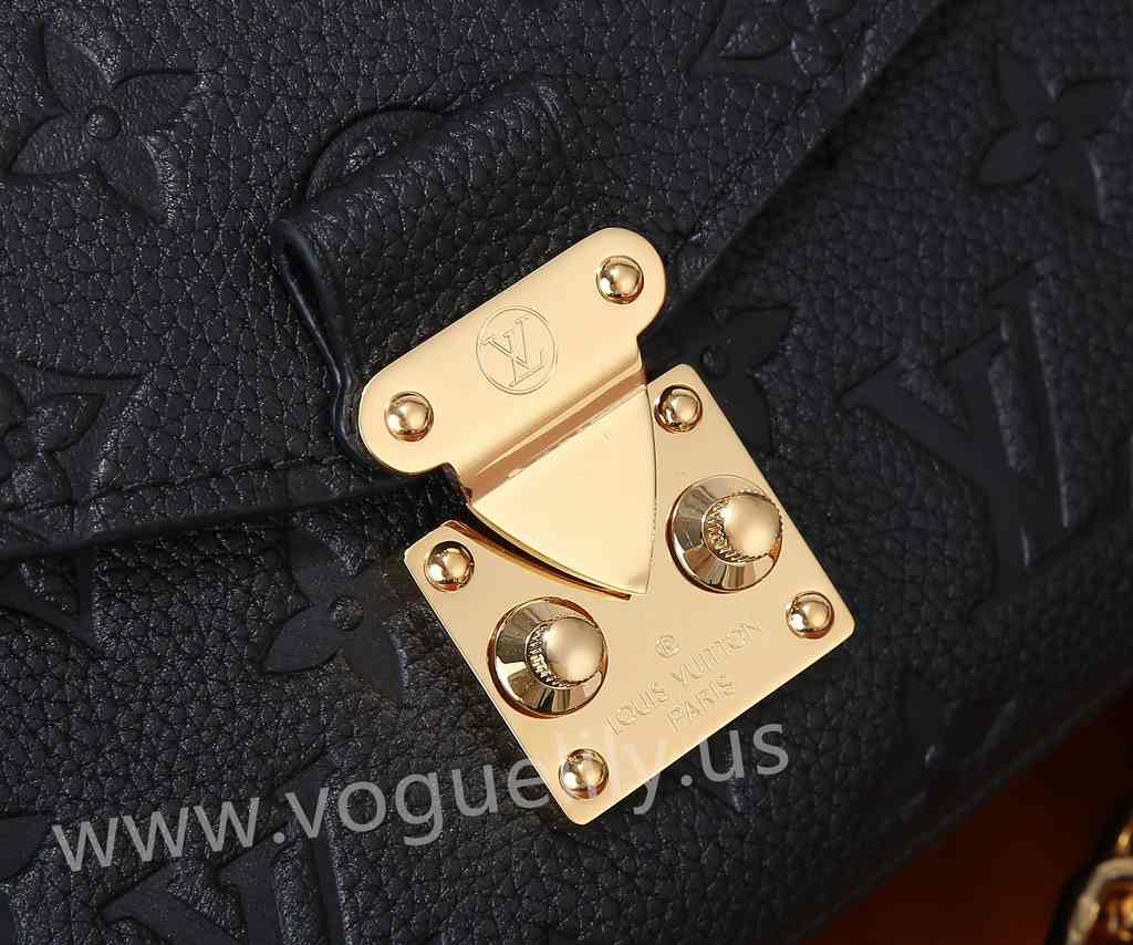 M46595 Pochette Métis East West 21