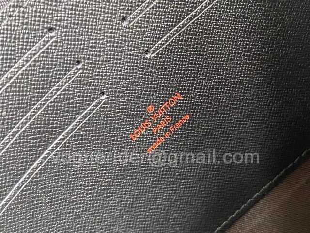 M80792 Pochette Voyage 26 M80792 Pochette Voyage 26