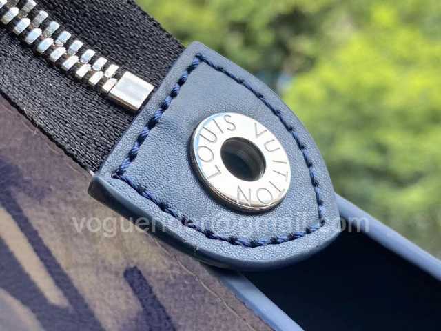 M80460 Pochette Voyage 27 M80460 Pochette Voyage 27