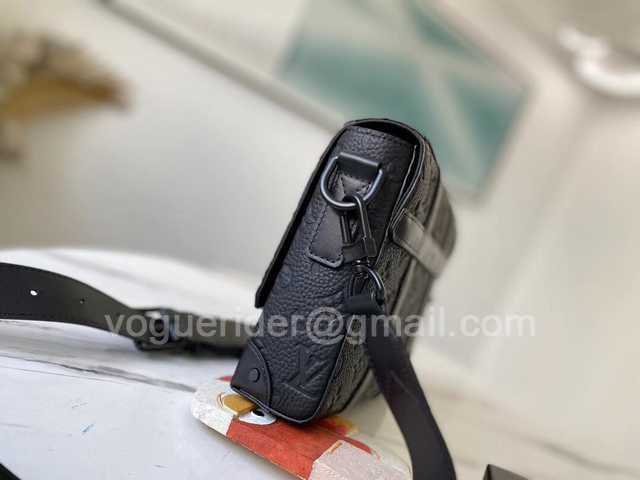 N57726 Trunk 24 N57726 Trunk 24