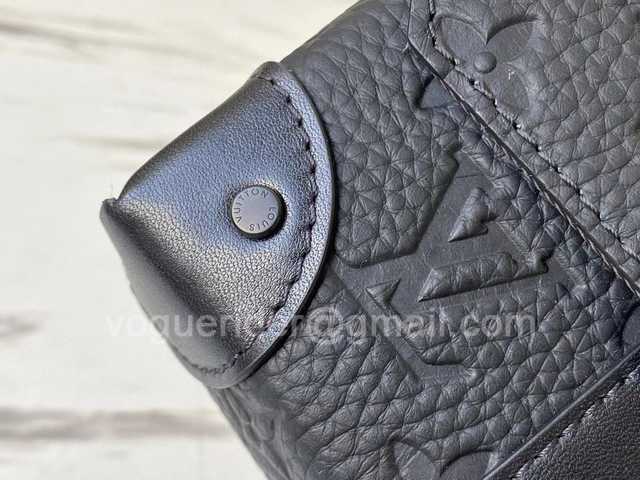 N57726 Trunk 24 N57726 Trunk 24