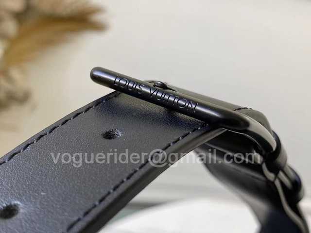 N57726 Trunk 24 N57726 Trunk 24