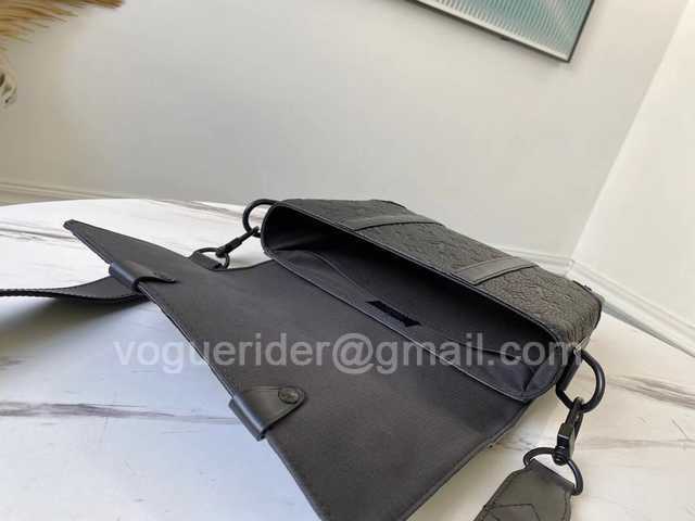 N57726 Trunk 24 N57726 Trunk 24