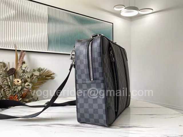 N50051 Briefcase 38