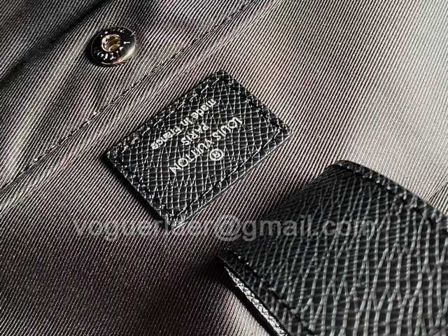 M30769 Briefcase 38 M30769 Briefcase 38