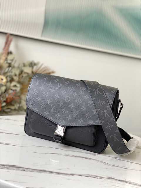 M30746 NEW 29