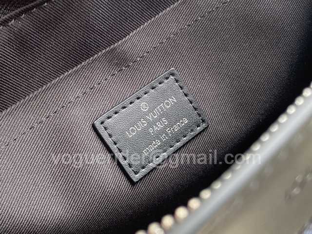 N60449 Standing 27 N60449 Standing 27