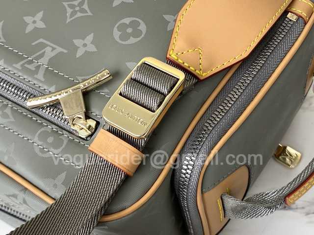 M43884 Titanium 32 M43884 Titanium 32