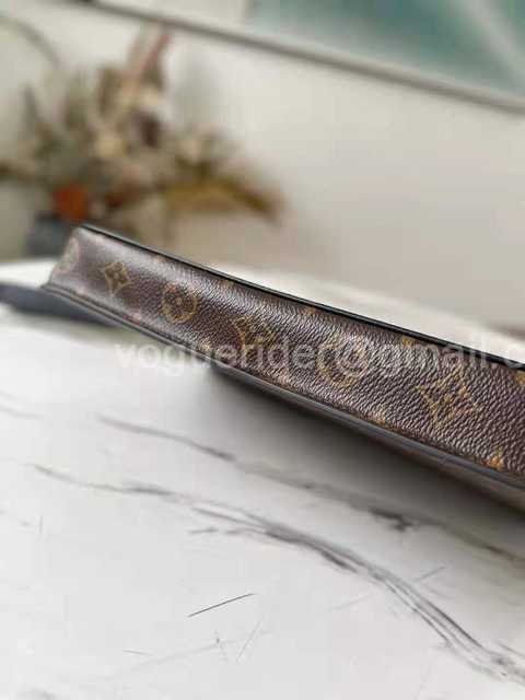 M80582 S Lock 4A 27 M80582 S Lock 4A 27